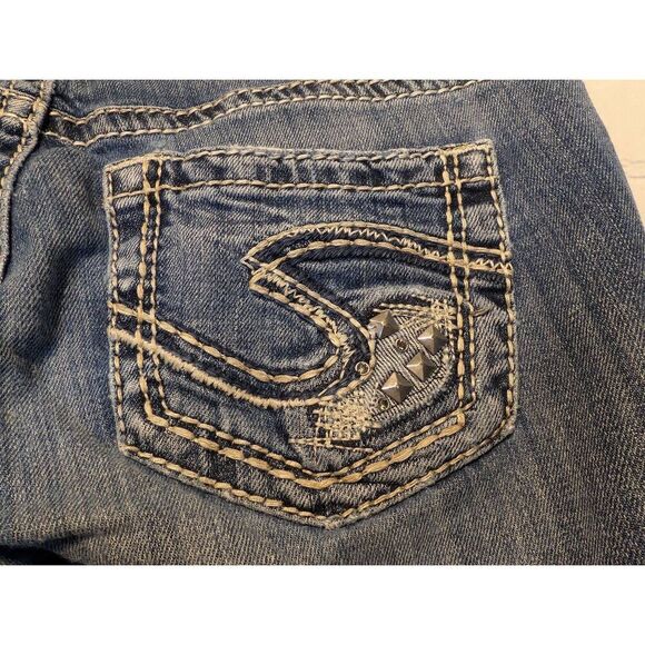 Silver Suki Capri jeans size 26 * - Picture 3 of 4